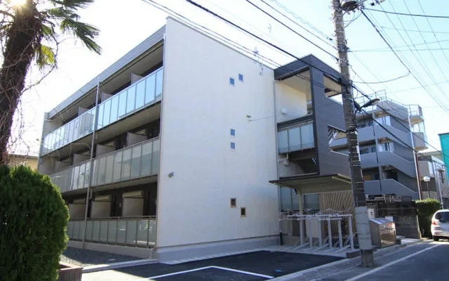 クレイノラポステ一ツ家 0