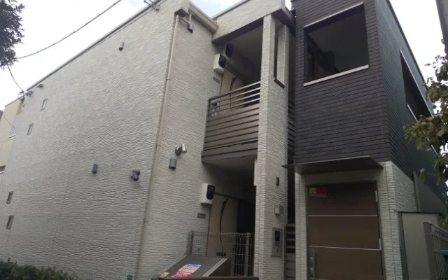 レオパレスＯＬＩＶＥ 4