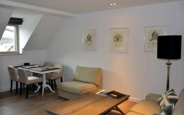 iEIGHT- Cosy Apartment in the center of Dusseldorf 4