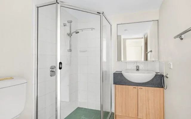 7 Landsborough Terrace - Brisbane student accommodation - 2 bed 2 baths