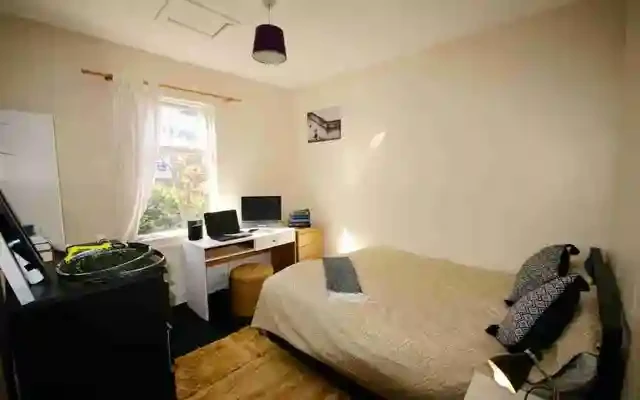 10 Hartington Road, L8 2