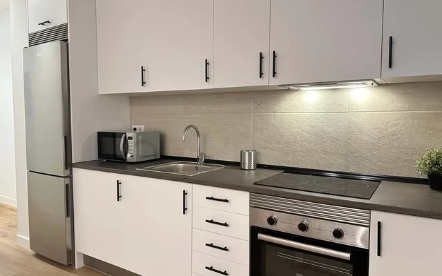 Calle de Sahagun, 14 (ONLY STUDENTS) 4