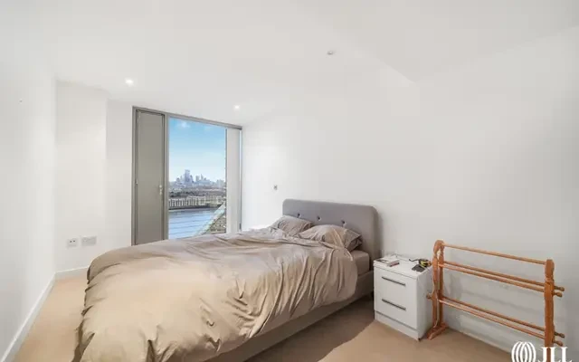 Landmark East, London E14 1