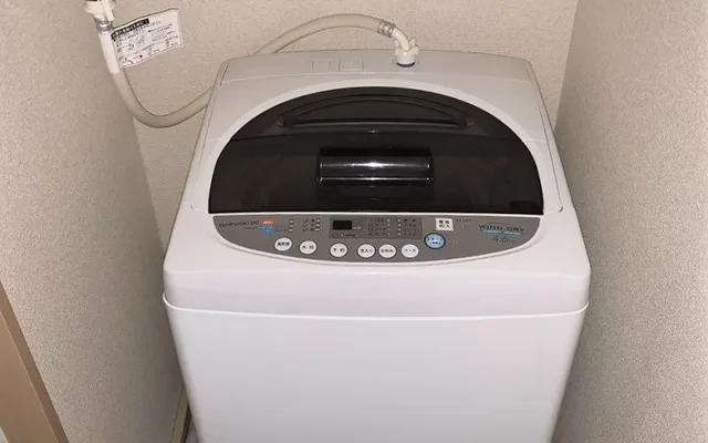 レオパレスソフィア - Showa-cho Nakakoma-gun student accommodation - 302号房间(带餐厅/独立厨房)
