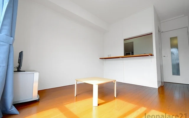 レオパレス浪漫２０００ - Tenri student accommodation - 105号房间(带餐厅/独立厨房)
