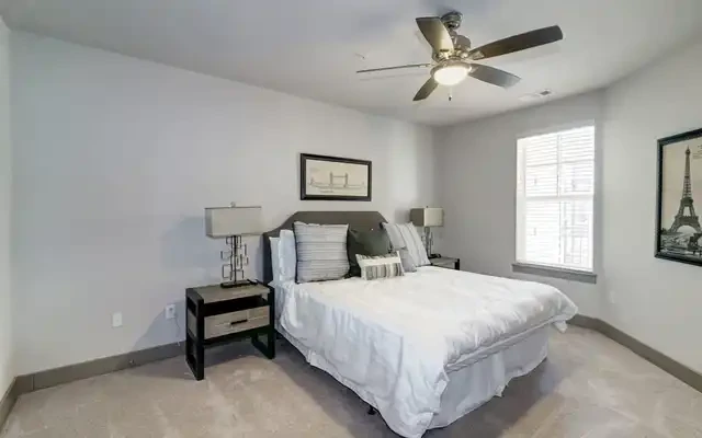 The Sutton Apartments 4