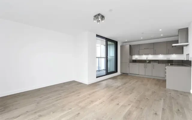 Rotherhithe New Road London SE16 3
