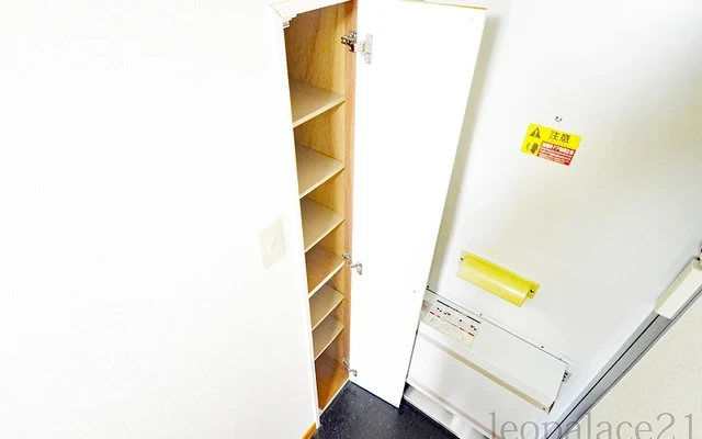 レオパレスハートプレイス中央 - Nakatsu student accommodation - 108号房间(带独立厨房)