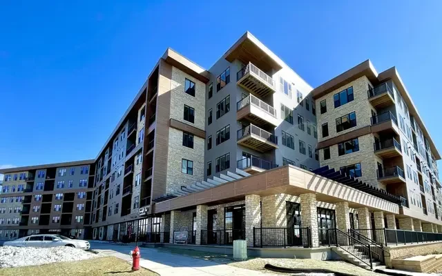 Grand Park Apartments 2