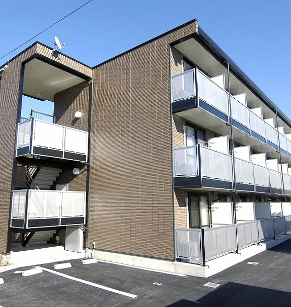 レオパレスエルドラド　新居
