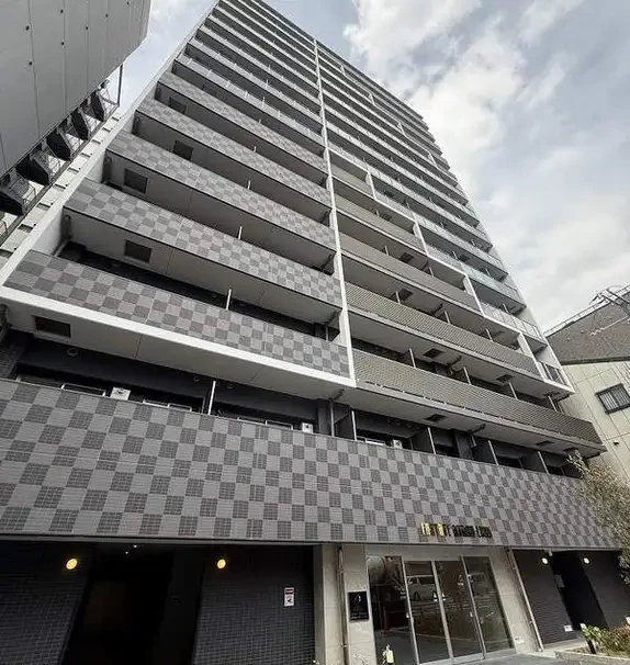 Fastate Namba Luxury 407