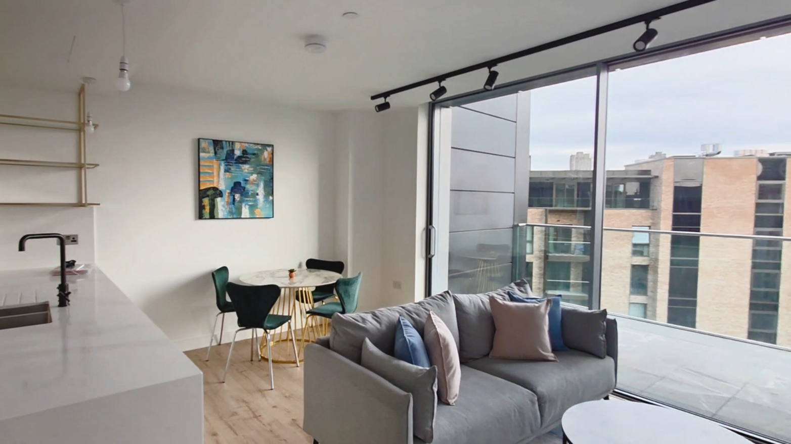 CM-Aurora Apartments