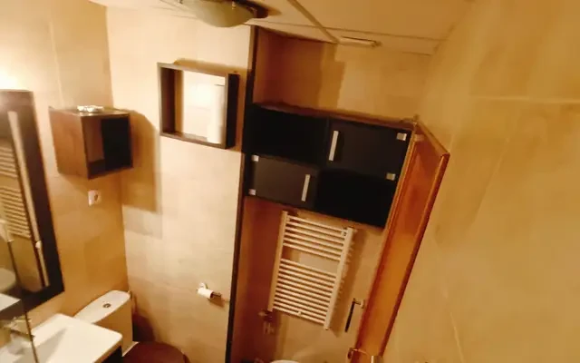apartment near Calle de Entrepeñas 3
