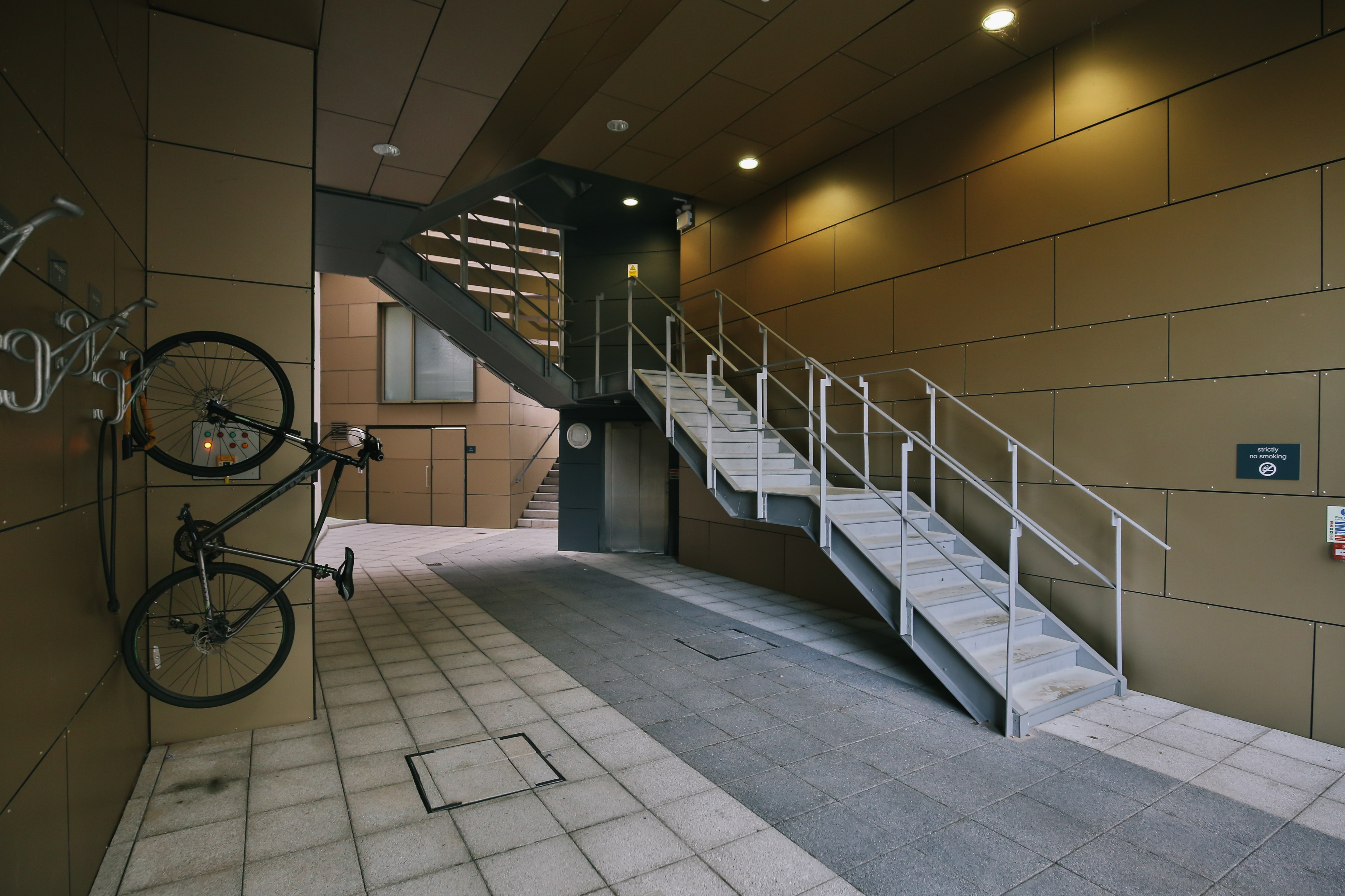 Victoria Court photo 4