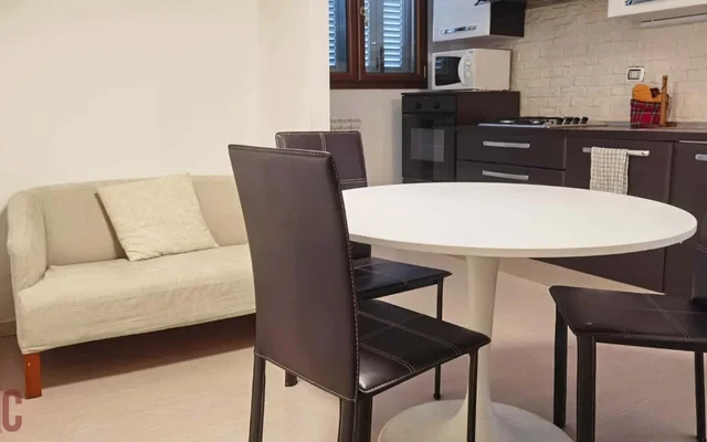 Appartamento in Via Cimarosa - zona Pagano, Vercelli, Marghera
 (CIMAROSA13) 0