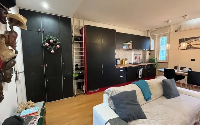 Appartamento in Via Legnone, Milano 1