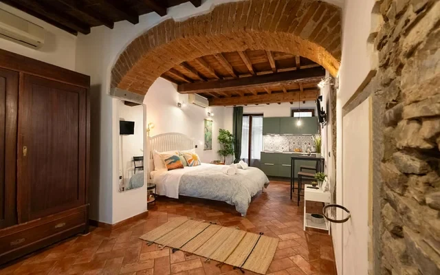 Borgo San Frediano 1