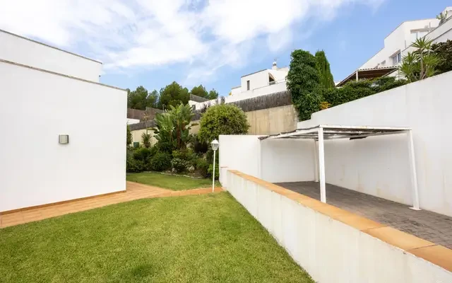 house near Carrer Llevant 0