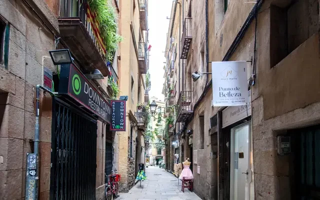 Ample and modern studio in Barri Gotic 4