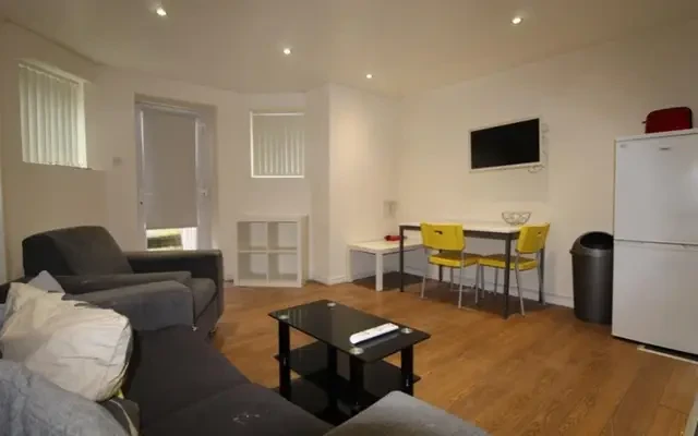 Moorland Avenue 27720# 1