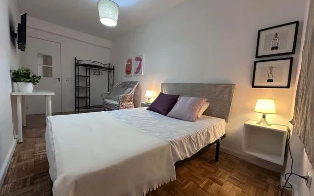 C/ Gregorio Navas, 8 0