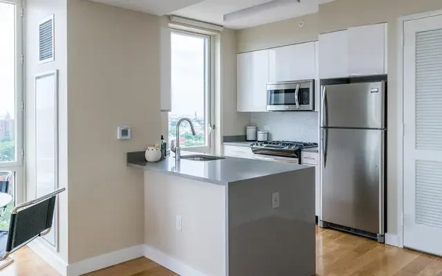 33 Bond St 4