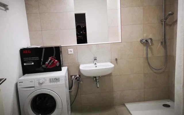 Fully-furnished studio apartment in Koepenick 4