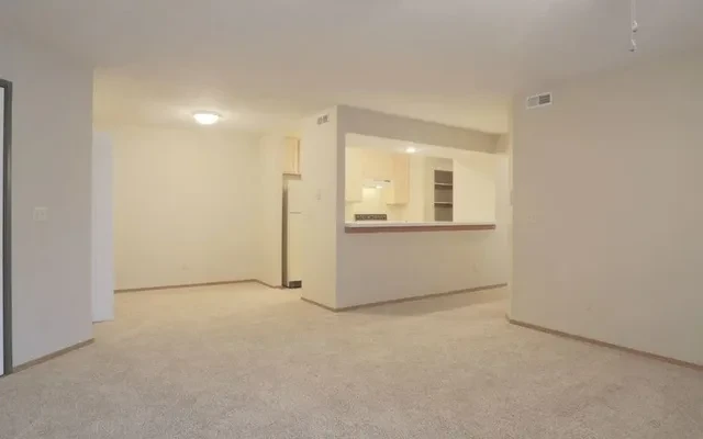 Bayberry Village & Oakbrook Court Apartments 4