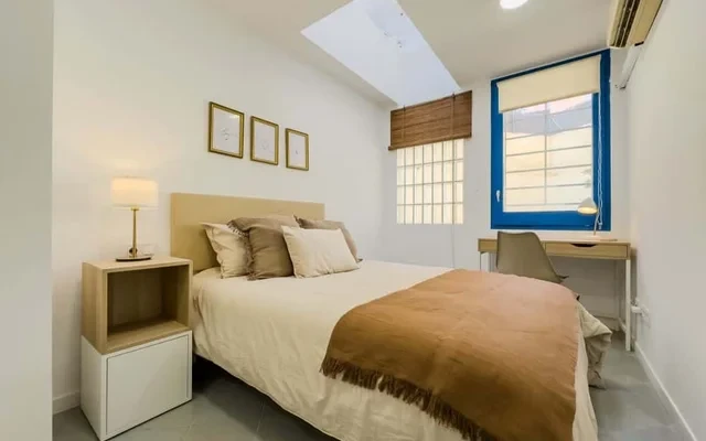 Preciosa y totalmente equipada casa con jardin en Sarria 0