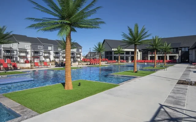 The Cottages on Hollywood 4