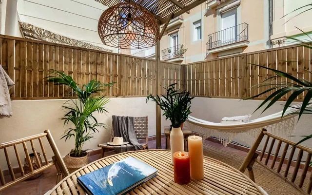 Batam - 1 bedroom and terrace in Gracia 3