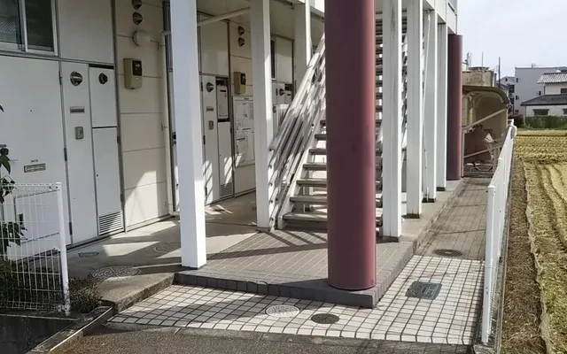 レオパレスパストラル 4