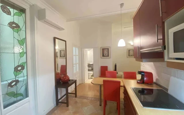 Apartamento en Calle de la Amnistia , Madrid 4