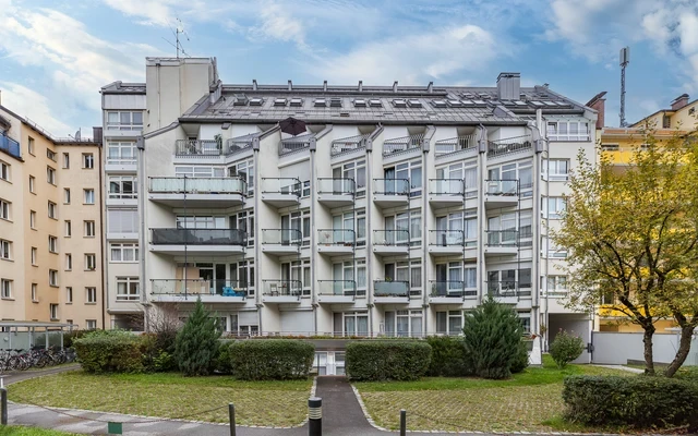 Shared Apartment near Barer Straße, Munich 3