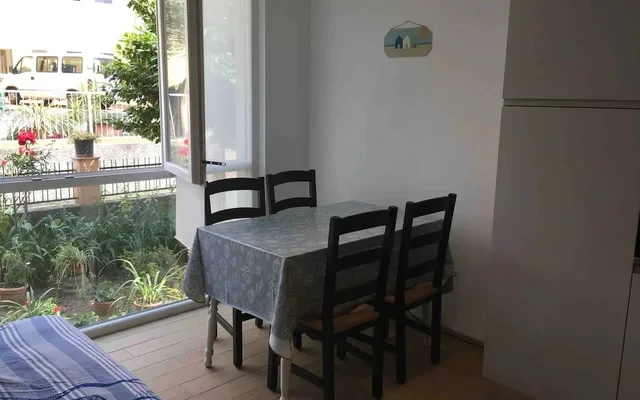 Appartamento piano terra con posto auto 2