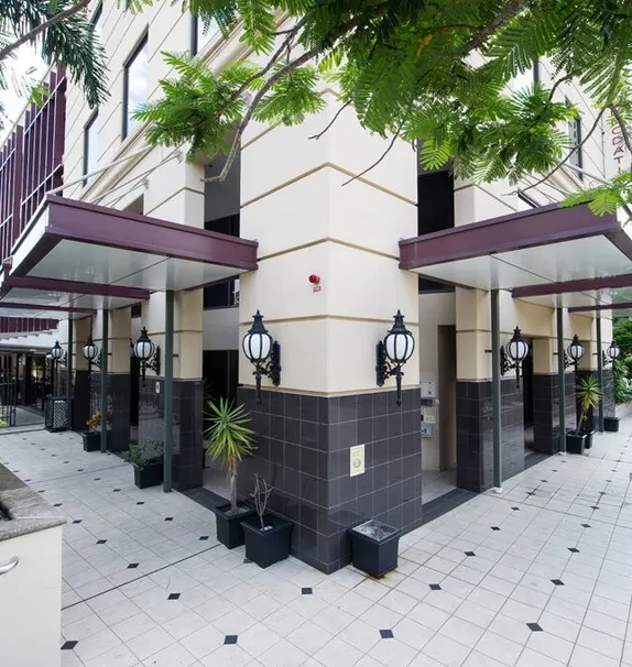 Student Living - Shafston