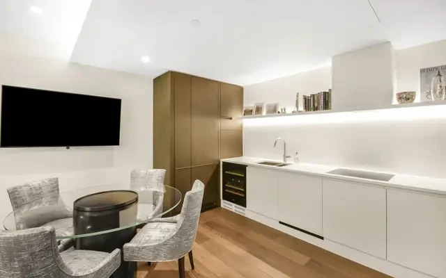 Rathbone Place Fitzrovia W1T 3