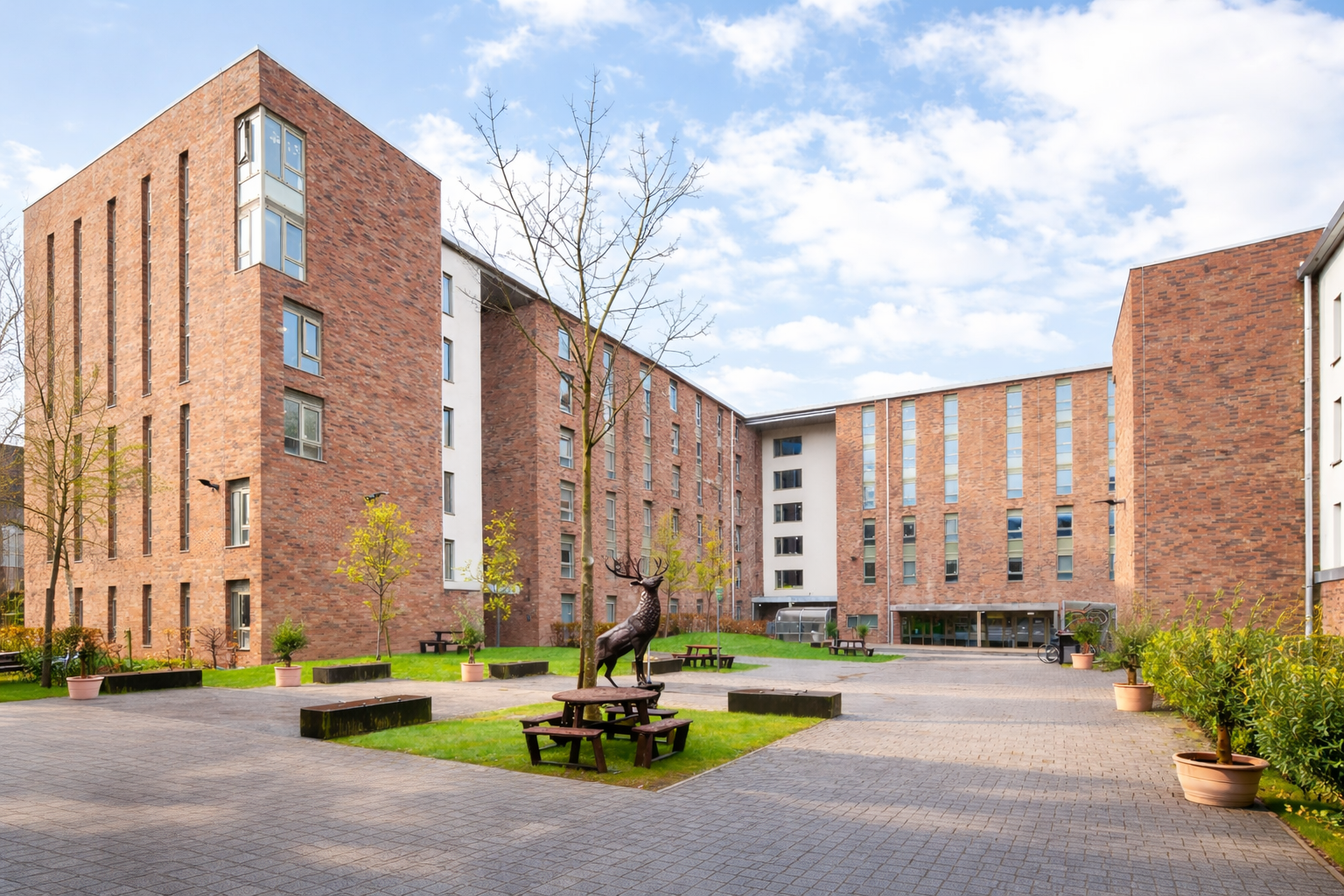 Foundry Courtyard photo 4