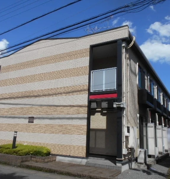 レオパレスボンボネラ　モモ
