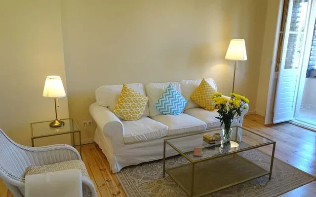 Moderne Dreizimmerwohnung in Zehlendorf 0