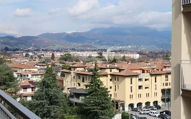 Apartment in Via Partigiani, Seriate for 80 m² with 1 bedrooms 0