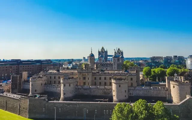 London Tower Suites 0
