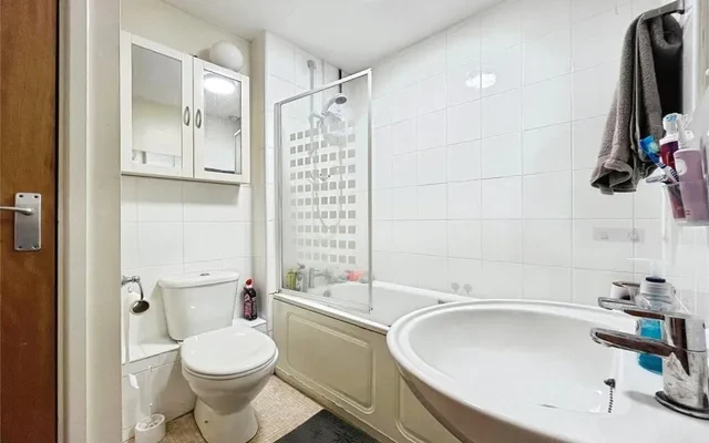 LH-Wesley Drive - London student accommodation