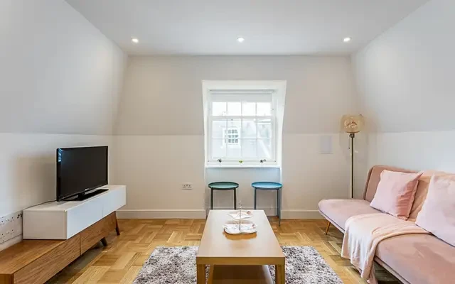 Lisgar Terrace 12031# 1