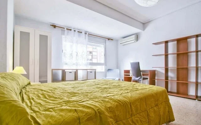 Piso de 4 habitaciones en El Pla Del Real 3