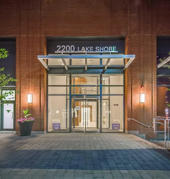 Westlake Phase Ⅲ(2212 Lake Shore)