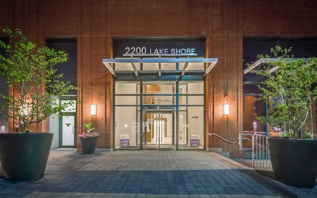 Westlake Phase Ⅲ(2212 Lake Shore) 0
