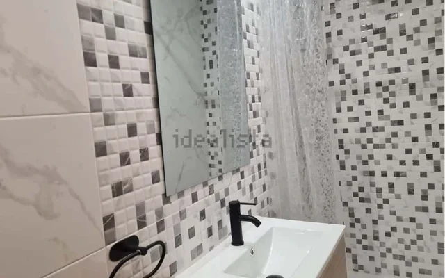 APARTAMENTO EN CALLE CUENCA 4