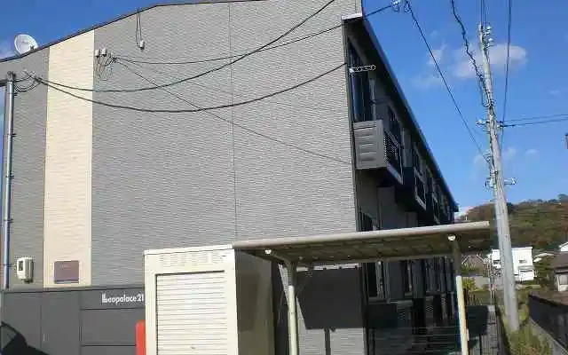 レオパレスＣｏｚｙ　ｃｏｕｒｔ 4