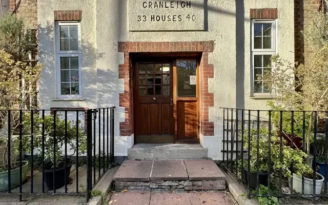 Cranleigh Street 11453# 3